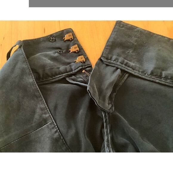 THOMAS WILDE Silk Shorts 34” lower hip, 18” length - Picture 5 of 7